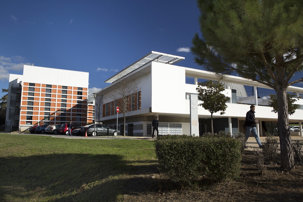  Maison des Élèves Campus Aix-Marseille-Provence