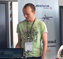 Deux étudiants lauréats du hackathon Eurovia
