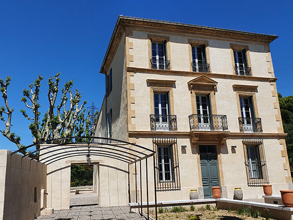 Château Laurin on the Aix-Marseille-Provence campus of Mines Saint-Étienne, an iconic building dedicated to entrepreneurship.