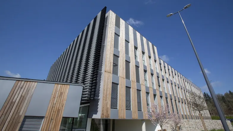 Bâtiment du CIS au Campus Santé Innovations