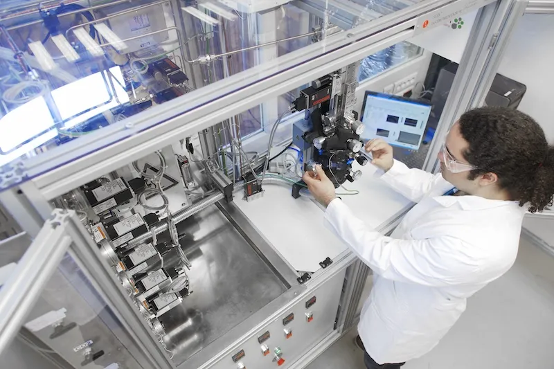 Sensor test bench, analyzer evaluation